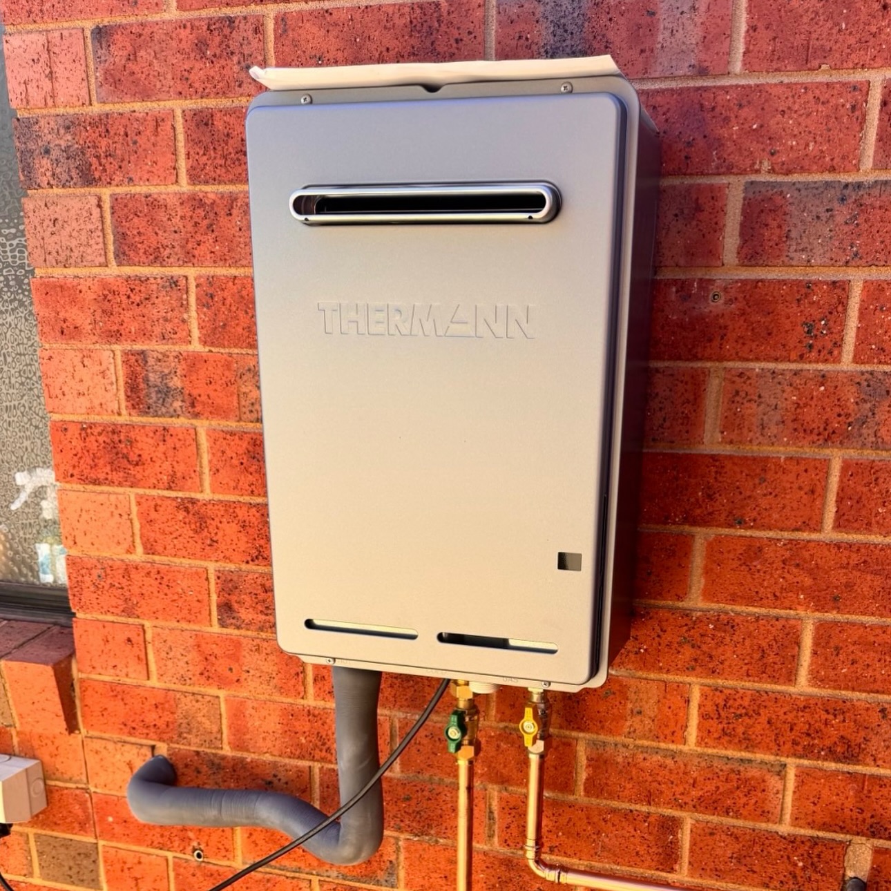hot water system not working — Blu-Stream Plumbing